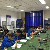 重慶電子工程職業(yè)學院網絡工程專業(yè) 培養(yǎng)數(shù)字時代的網絡技術精英